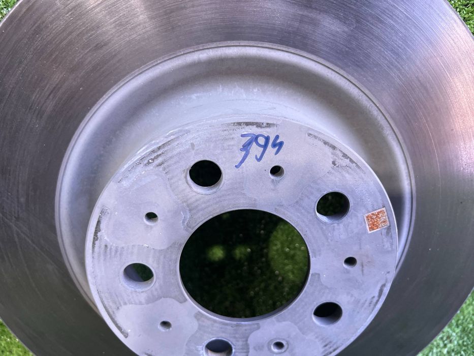 Передній гальмівний диск Tesla Model Y Juniper 2025