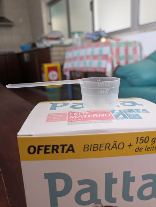 Leite materno em pó para gatos e cães da Patta
