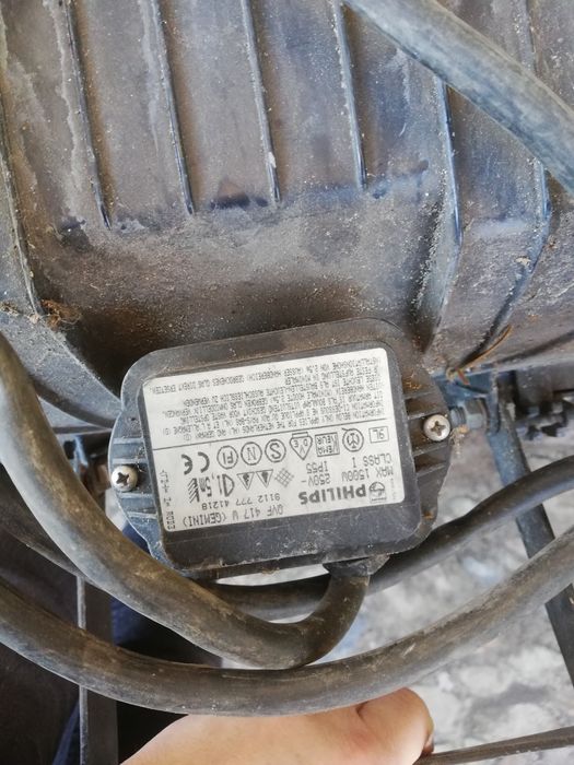 Halogen boiskowy, gospodarczy duży naświetlacz philips do 1500W