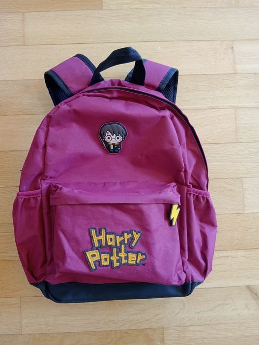 Plecak + piórnik Reserved Harry Potter bordowy,  plecak szkolny tornister+ GRATIS metalowy piórnik
Na sprzedaż plecak dla dzieci z kultowym