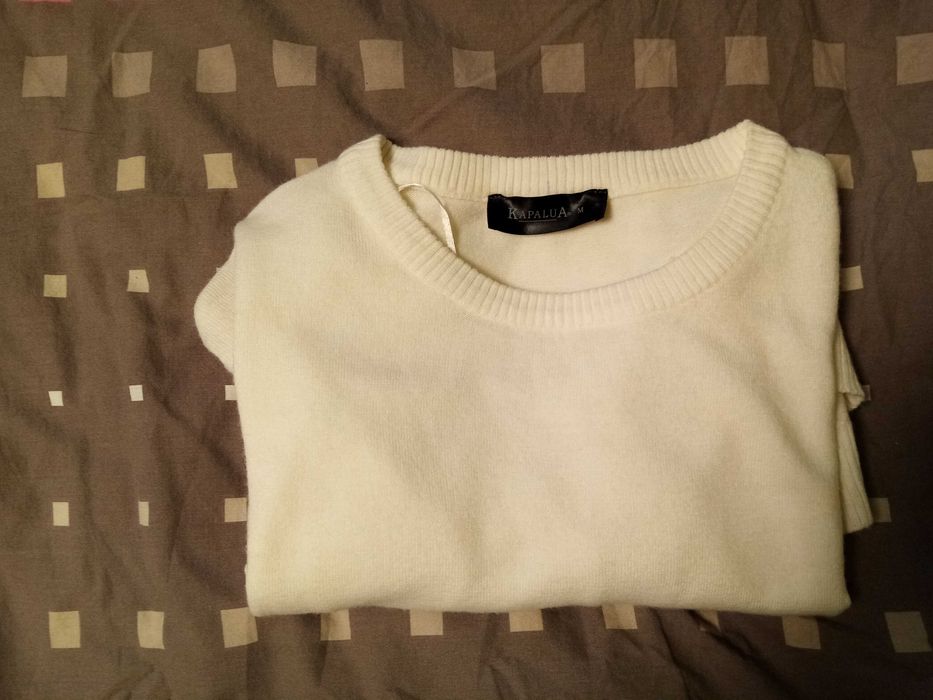 Sweter damski z dłuższym tyłem rozm M