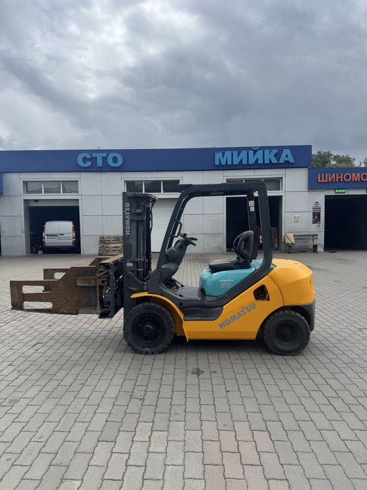 Komatsu FD25T-16 Навантажувач Захват Кіповий