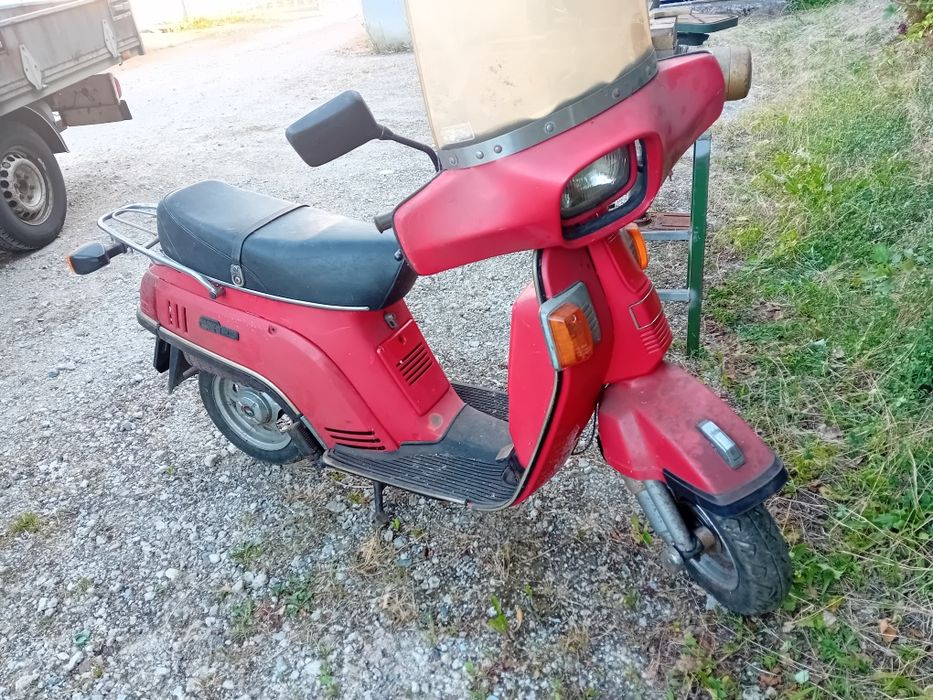 Suzuki CS 125 zabytkowy.
