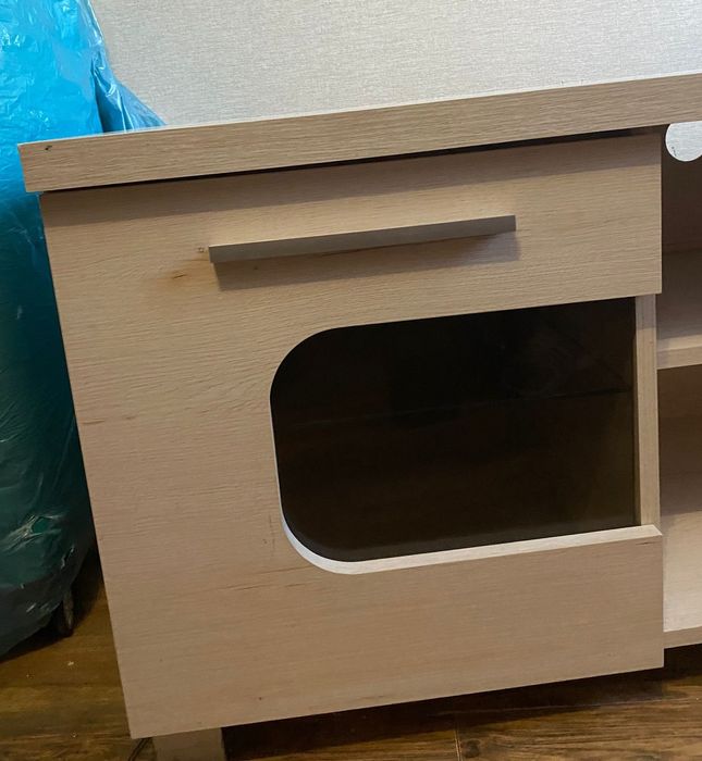 Szafka rtv podświetlana