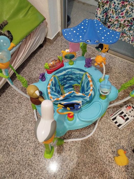 Saltador Nemo criança