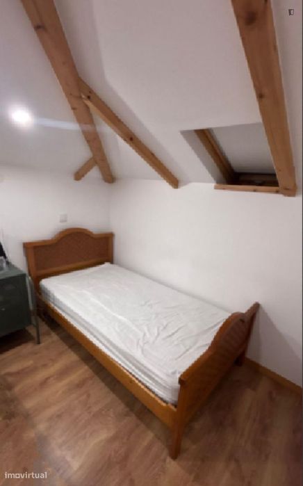 Quarto - localizado em Viana do castelo