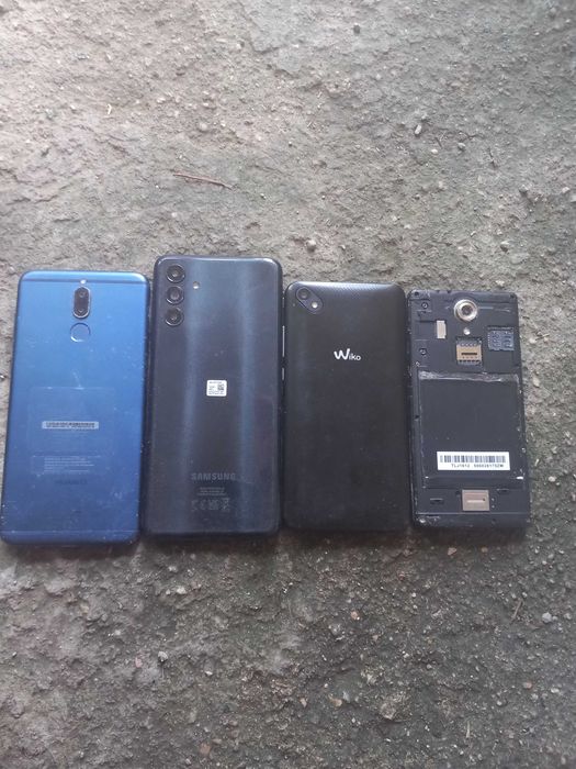 Telemóveis de várias marcas