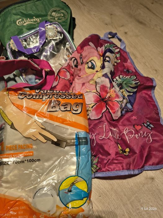 Torby plecaki piórniki i inne