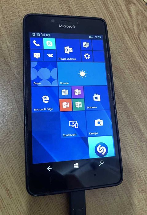 Смартфон Microsoft Lumia 950 Dual Sim потертый