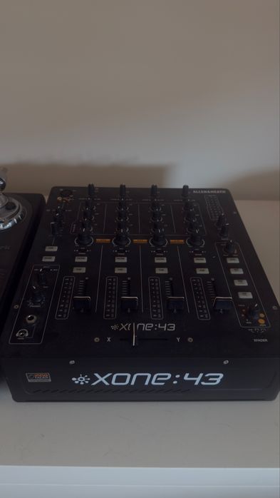 Allen & Heath Xone 43