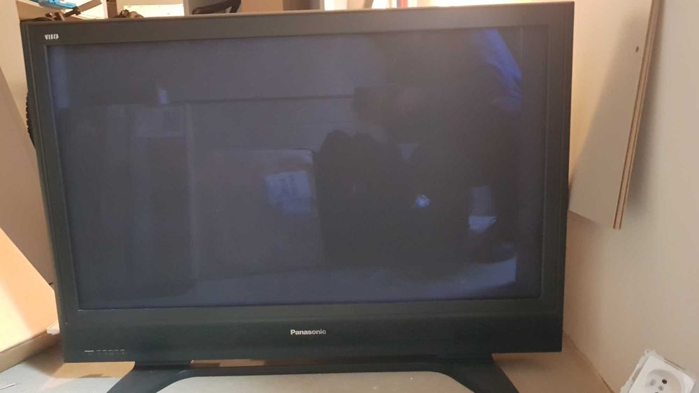 TV Panasonic TH-42PV7P