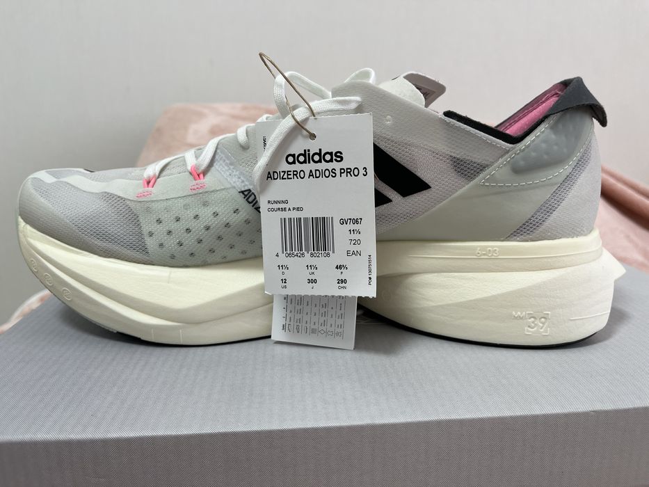 Adidas Adizero Adios Pro 3: 4 500 грн. - Кроссовки для бега Киев