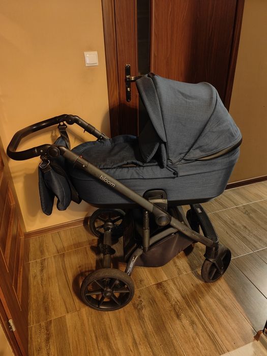Wózek Roan Bloom 2w1 głęboko-spacerowy