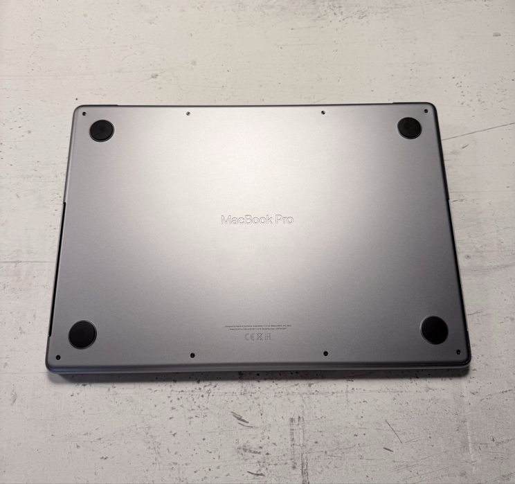 MacBook Pro 14" (2021) M1 Pro | 16GB RAM | 512GB SSD