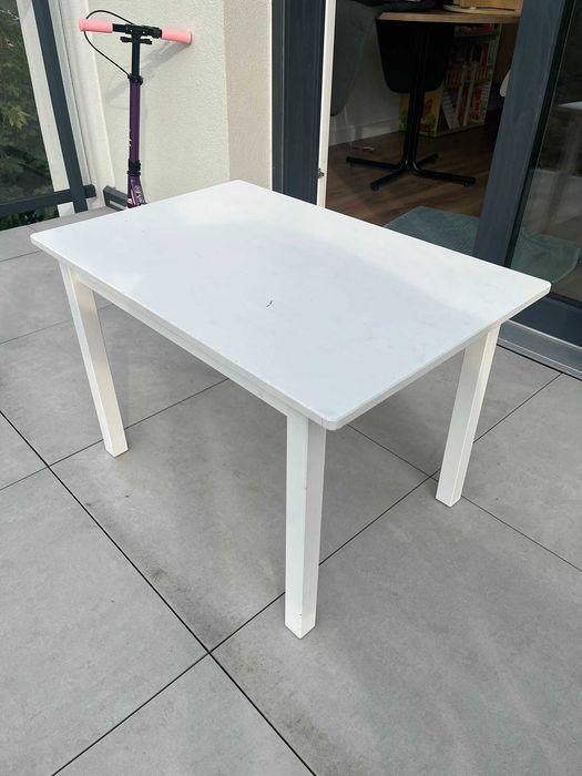 IKEA_Sundvik_stolik i krzesłko dziecięce