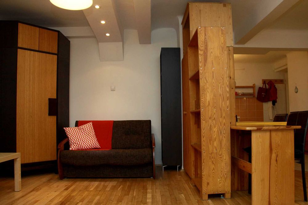 Studio dla 1 lub 2 osób, okolice Pl. Inwalidów/Grottgera