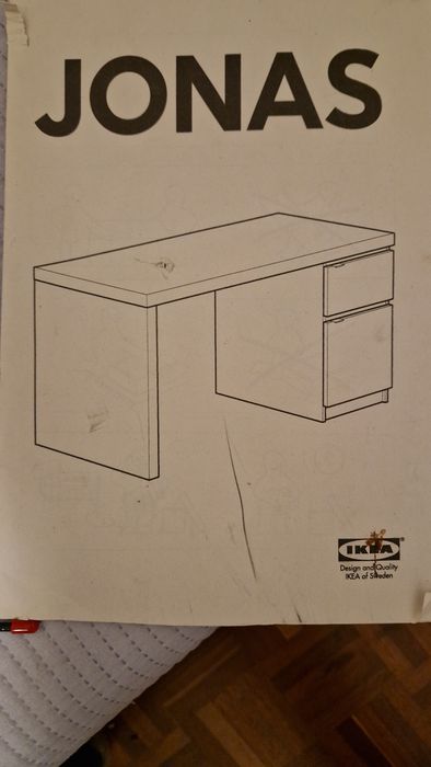 Secretária IKEA modelo JONAS (2011)