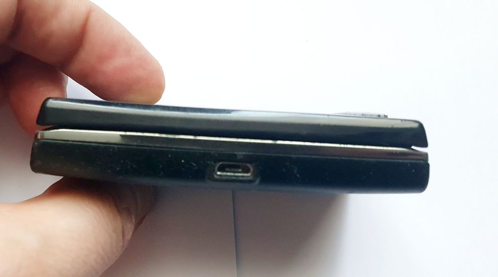 Sony Ericsson Xperia Mini Pro U20i | Kultowy model z klawiaturą QWERTY