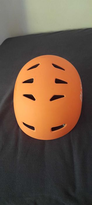 Capacete trotinete/patins/bike