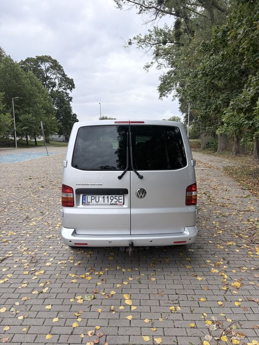 Volkswagen T5/5 osobowy long brygadówka