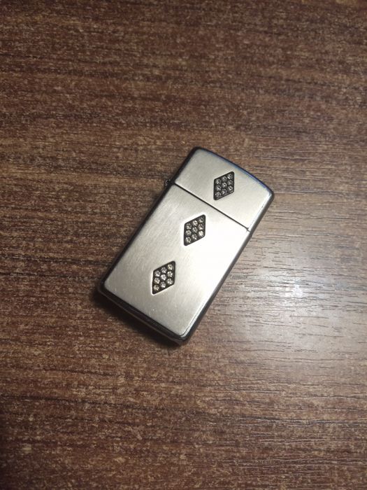 Запальничка на бензин