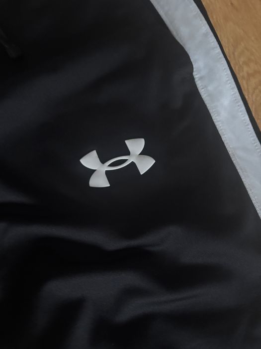 dres Under Armour