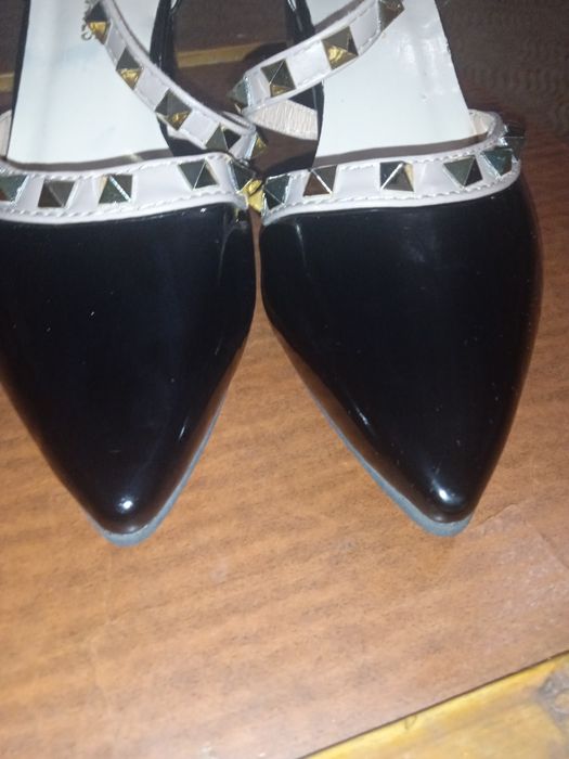 Туфлі,туфельки,лодочки