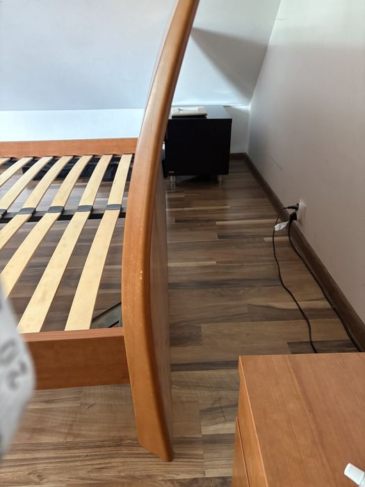 Rama łóżka, solidna, do materaca 160x200