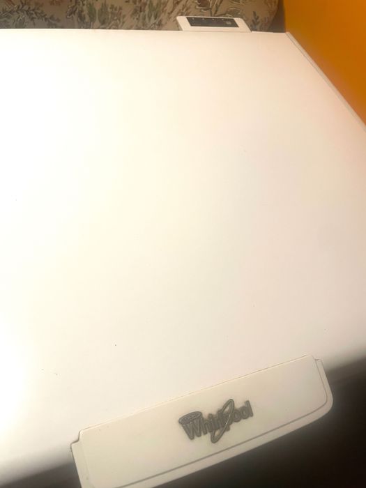 Zamrażarka whirlpool whs 2121 pojemność 204L