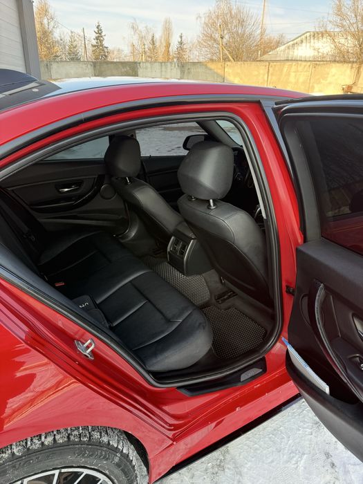 Бмв ф30 рестайлінг