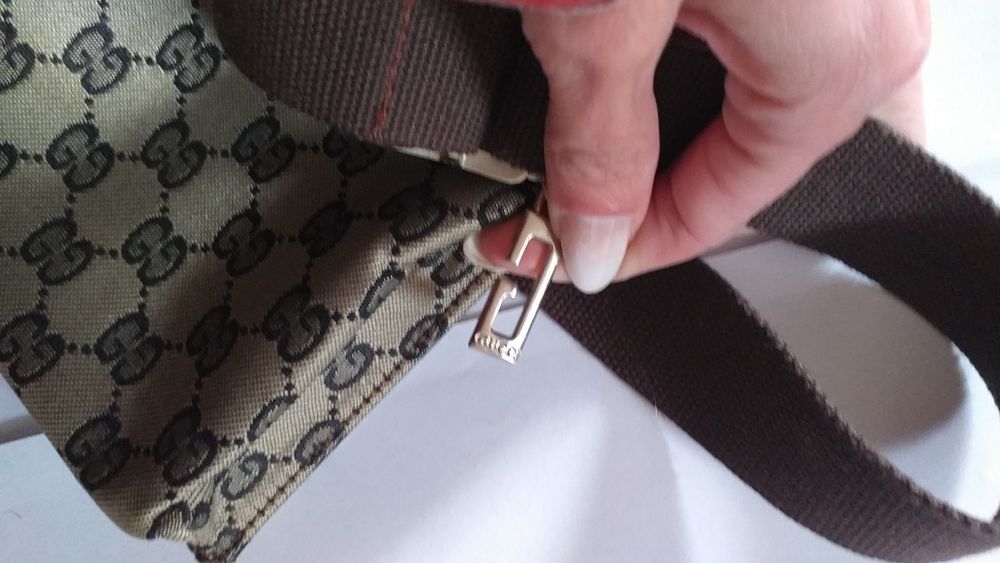 Piękna nerka ala gucci
