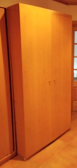 Armários em bom estado