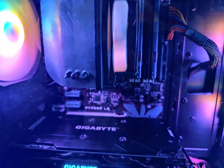 Komputer gamingowy i7 16GB  rx 580 12GB