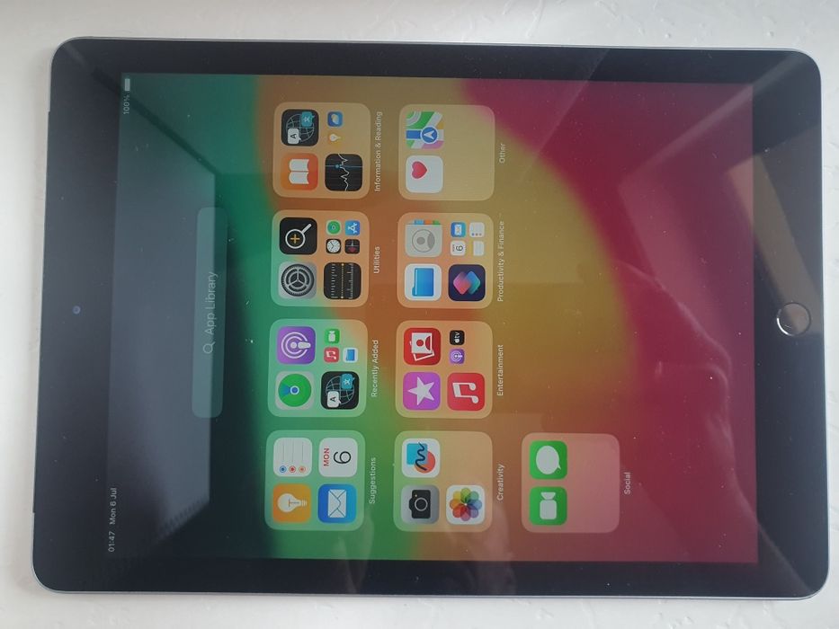 Ipad 6gen 32GB wifi cellular BDB!