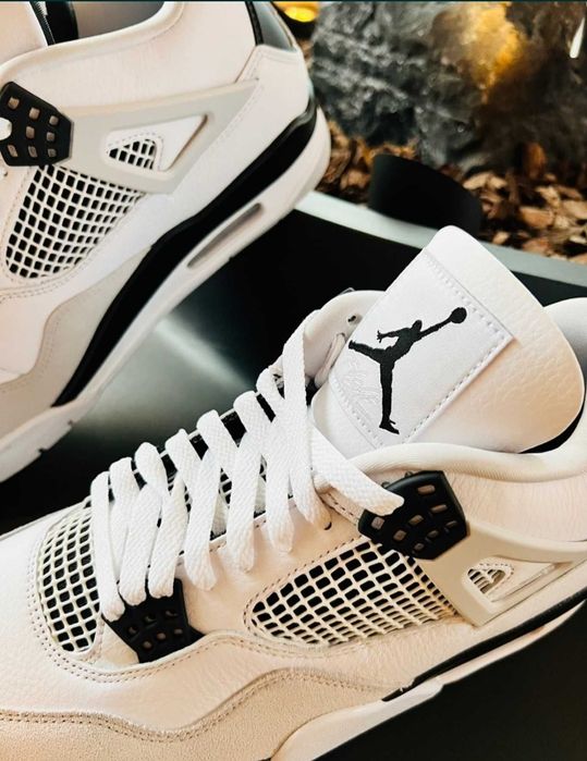 Sneakersy Męskie Jordan 4 Retro Military Black