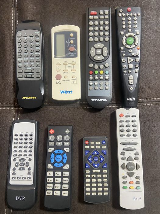 Пульт на двд, кондиционер, тв
