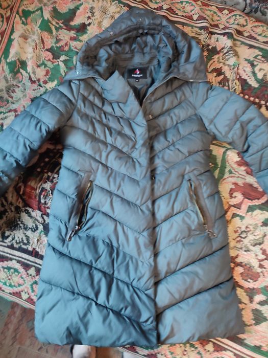 Продам куртки женские зимние р50. 52