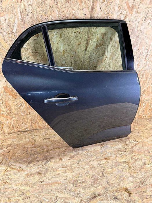 Drzwi tylne Renault Megane IV 4 HB TEKPN kompletne