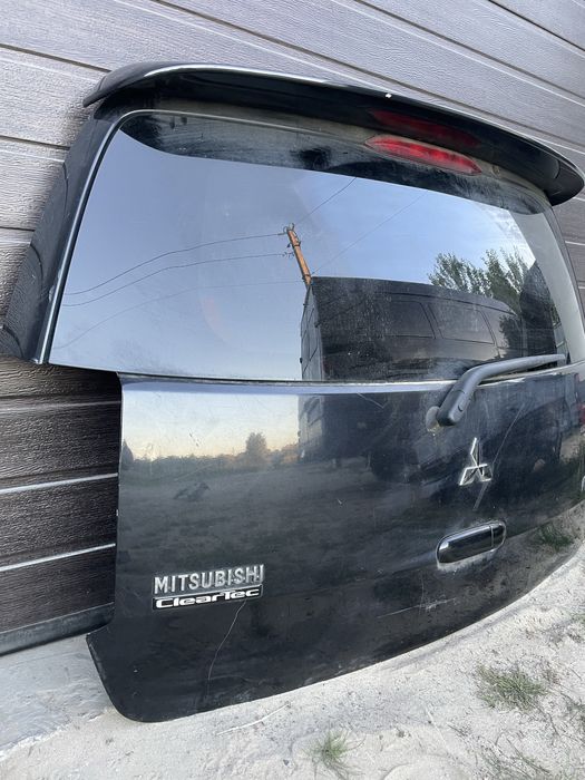 Ляда Кришка багажника Mitsubishi colt Багажни кляпа мінцубісі Кольт