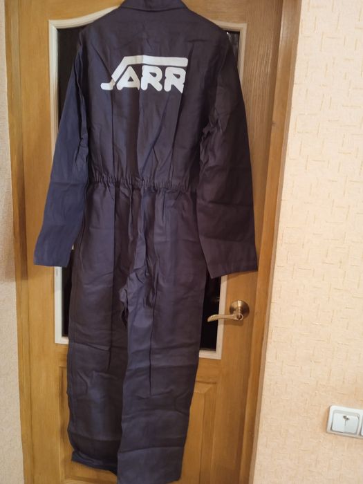 Суцільний комбінезон