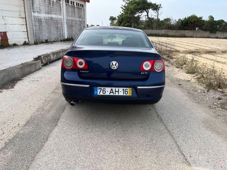 Volkswagen Passat 2.0TDI Full Extras — photo 4