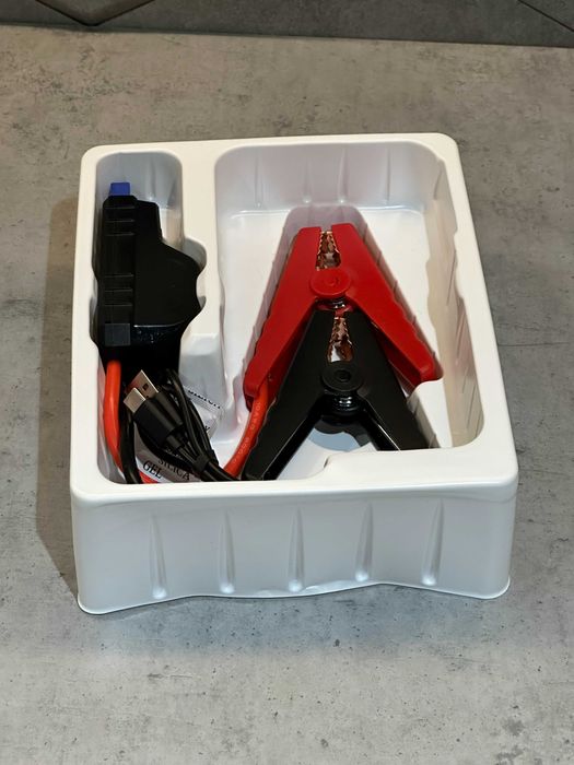 Пусковое устройство для автомобиля бустер пик 1200А HOCO QS3 10000mAh