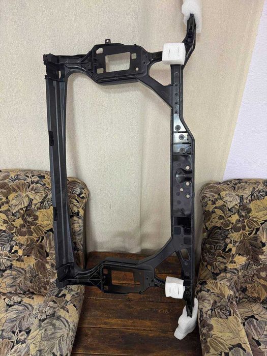 Панель передня телевизор/телевізор/Панель/радиаторов/всі моделі АВТО