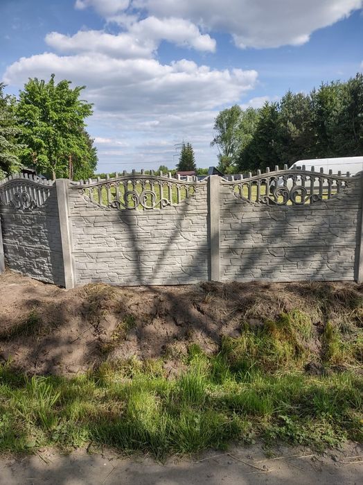 Montaż ogrodzeń betonowych,panelowych  i siatkowych