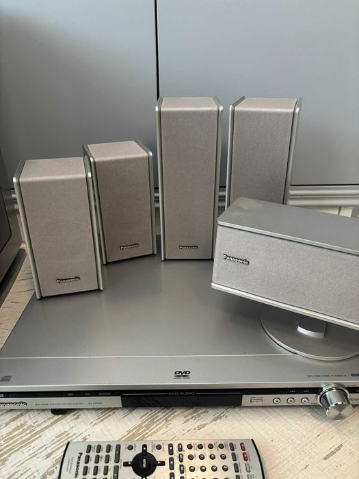 Sistema de som DVD Home Dolby Theater Panasonic com 5 colunas