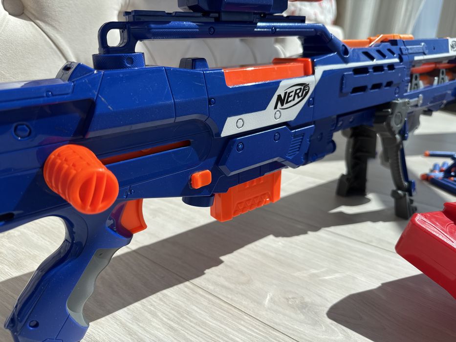 Nerf   бластери