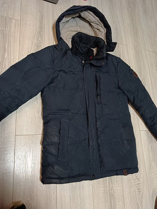 Зимова чоловіча куртка