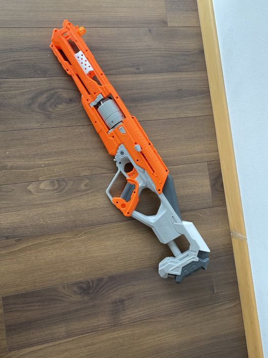 Espingarda NERF Akustrike Series AlphaHawk