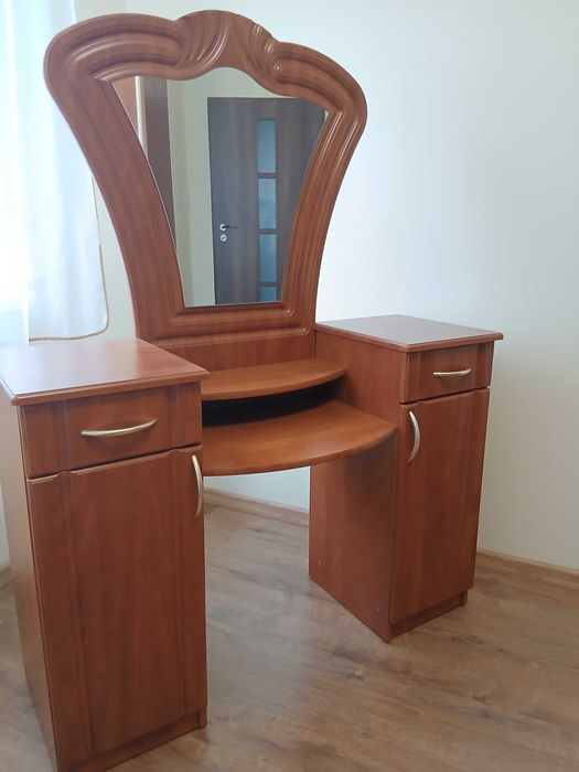 Komplet mebli do sypialni