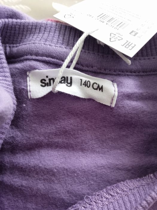 Nowy komplet dla dziewczynki bluza i legginsy rozm. 140